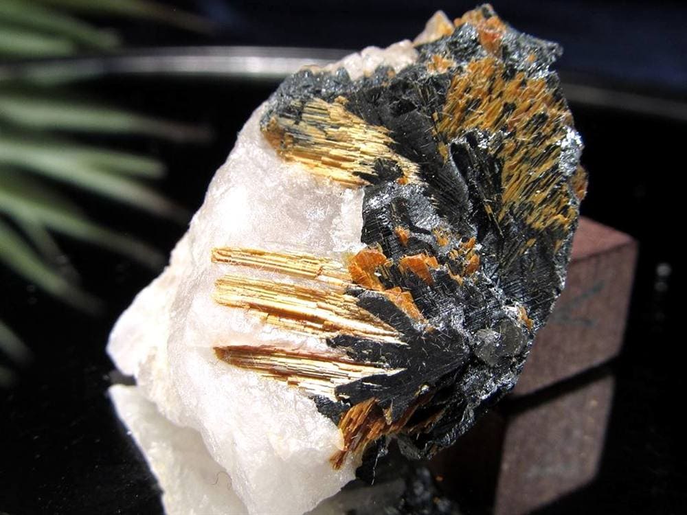 ゴールドルチル ヘマタイト 原石 母岩付き 金運