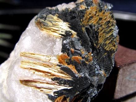 ゴールドルチル ヘマタイト 原石 母岩付き 金運