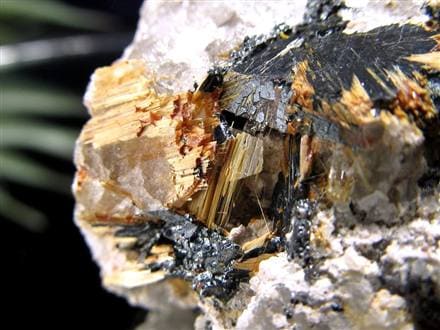 ゴールドルチル ヘマタイト 原石 母岩付き 金運