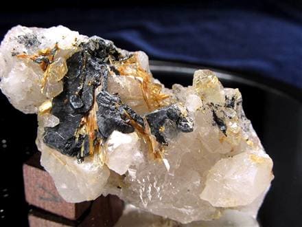 ゴールドルチル ヘマタイト 原石 母岩付き 金運