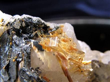 ゴールドルチル ヘマタイト 原石 母岩付き 金運