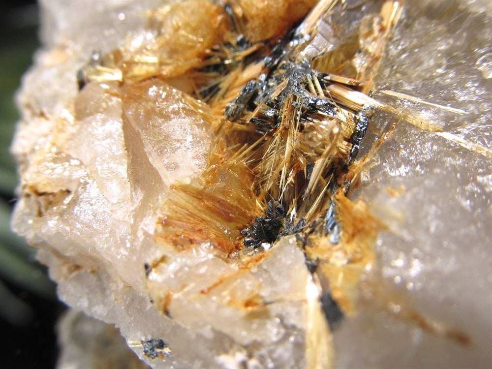 ゴールドルチル ヘマタイト 原石 母岩付き 金運