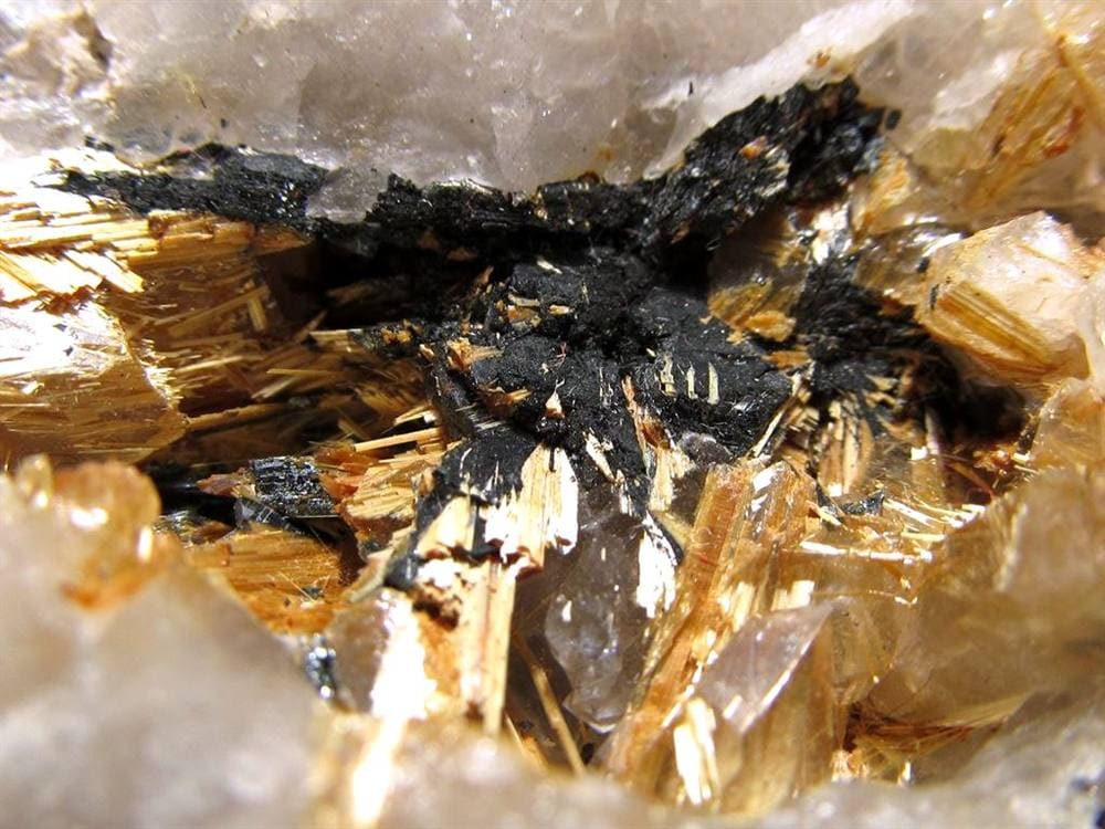 ゴールドルチル ヘマタイト 原石 母岩付き 金運