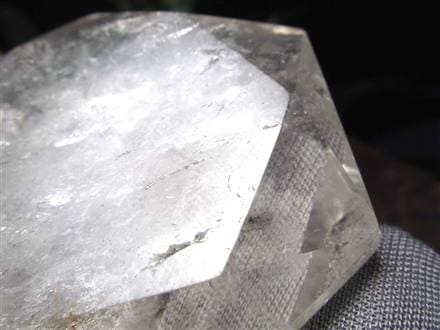 アイリスクォーツ 虹入り水晶 ヘキサゴン 六芒星 レインボー水晶