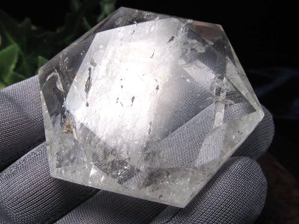 アイリスクォーツ 虹入り水晶 ヘキサゴン 六芒星 レインボー水晶