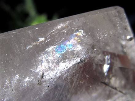 アイリスクォーツ 虹入り水晶 ヘキサゴン 六芒星 レインボー水晶