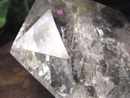 アイリスクォーツ 虹入り水晶 ヘキサゴン 六芒星 レインボー水晶