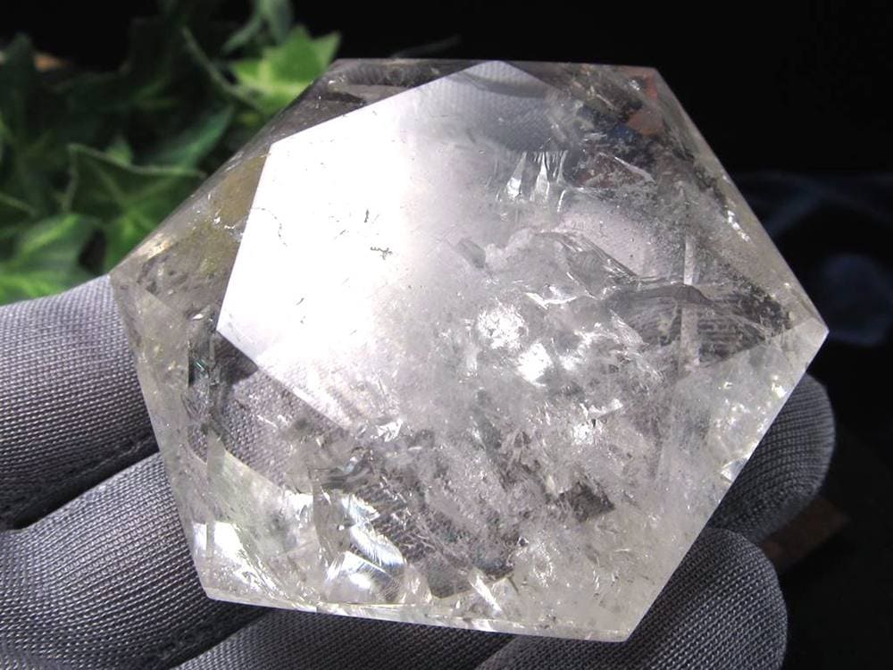 アイリスクォーツ 虹入り水晶 ヘキサゴン 六芒星 レインボー水晶