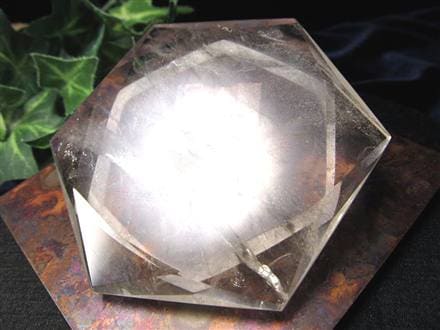アイリスクォーツ 虹入り水晶 ヘキサゴン 六芒星 レインボー水晶
