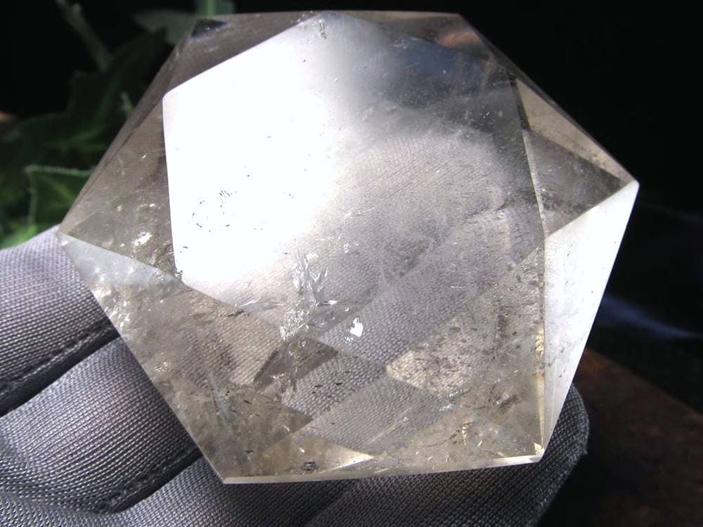 アイリスクォーツ 虹入り水晶 ヘキサゴン 六芒星 レインボー水晶