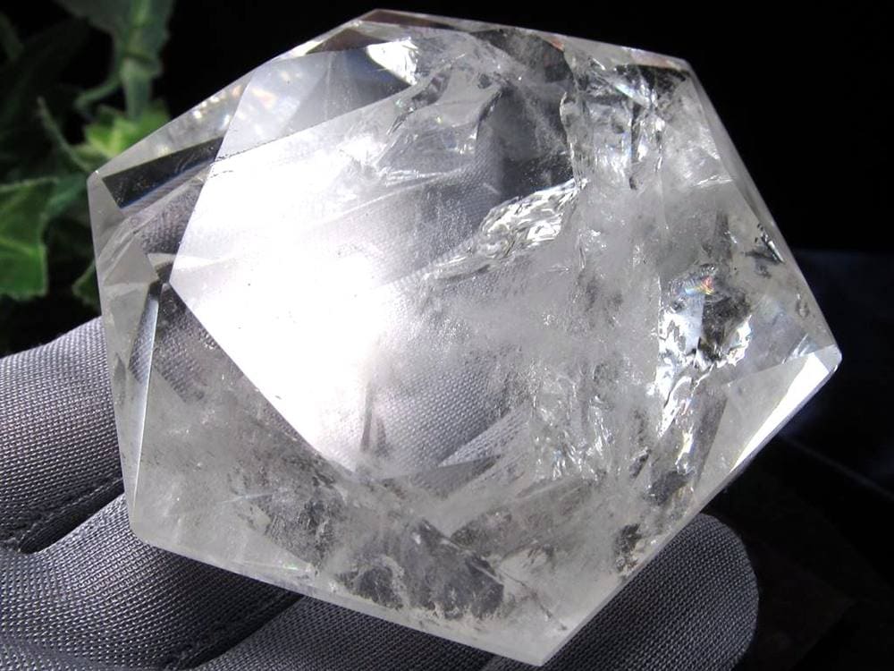 アイリスクォーツ 虹入り水晶 ヘキサゴン 六芒星 レインボー水晶