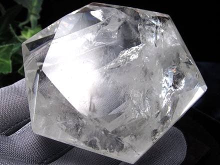 アイリスクォーツ 虹入り水晶 ヘキサゴン 六芒星 レインボー水晶