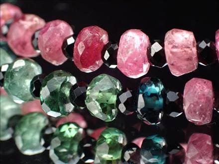 ブラックスピネル ブレスレット 尖晶石 8月の誕生石 天然石