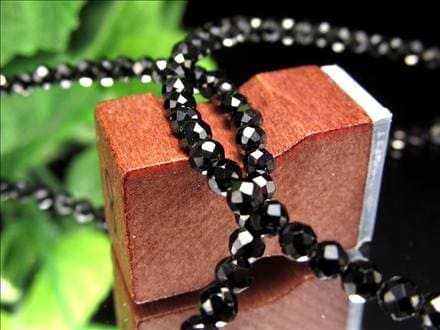 ブラックスピネル ブレスレット 尖晶石 8月の誕生石 天然石