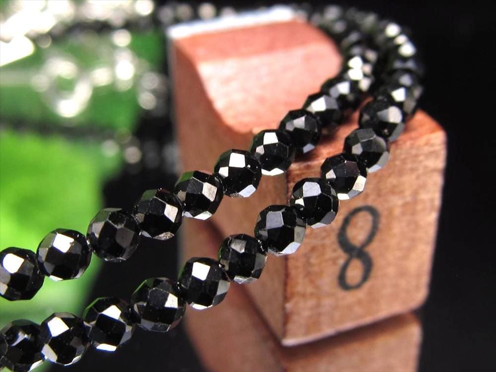 ブラックスピネル ブレスレット 尖晶石 8月の誕生石 天然石