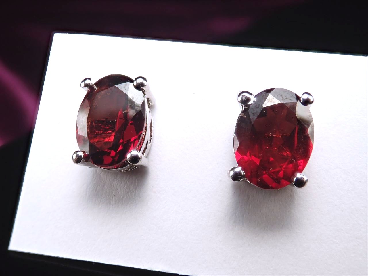 ピアス