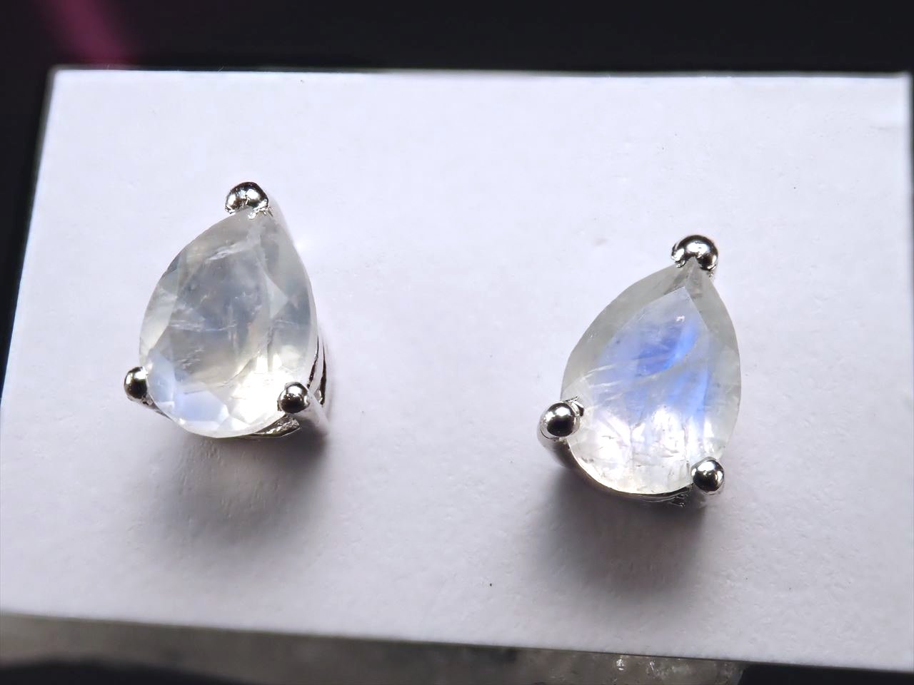 ピアス