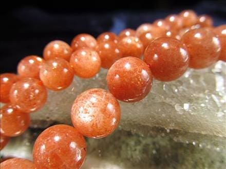 ビーズ連,サンストーン,アベンチュレッセンス,天然石,日長石