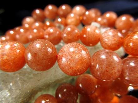 ビーズ連,サンストーン,アベンチュレッセンス,天然石,日長石