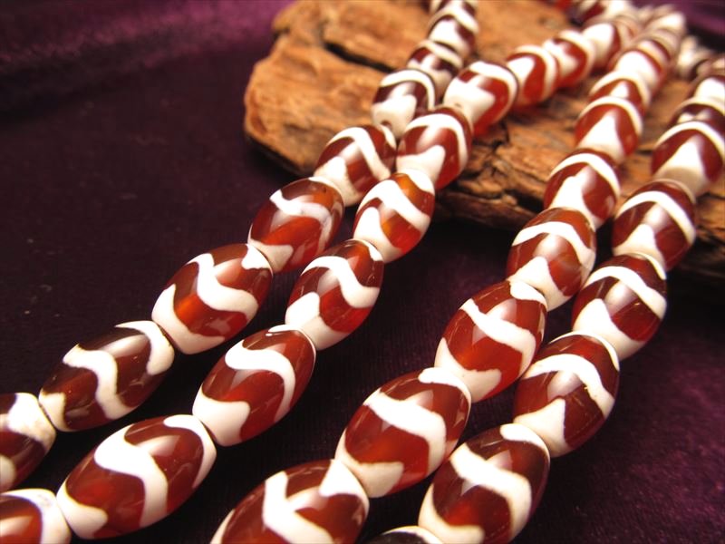 カーネリアン天珠連