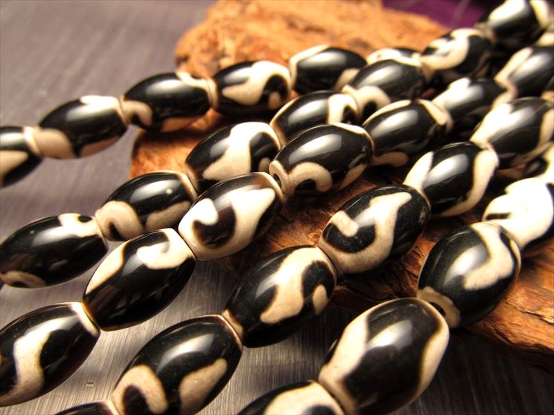 アゲート天珠連