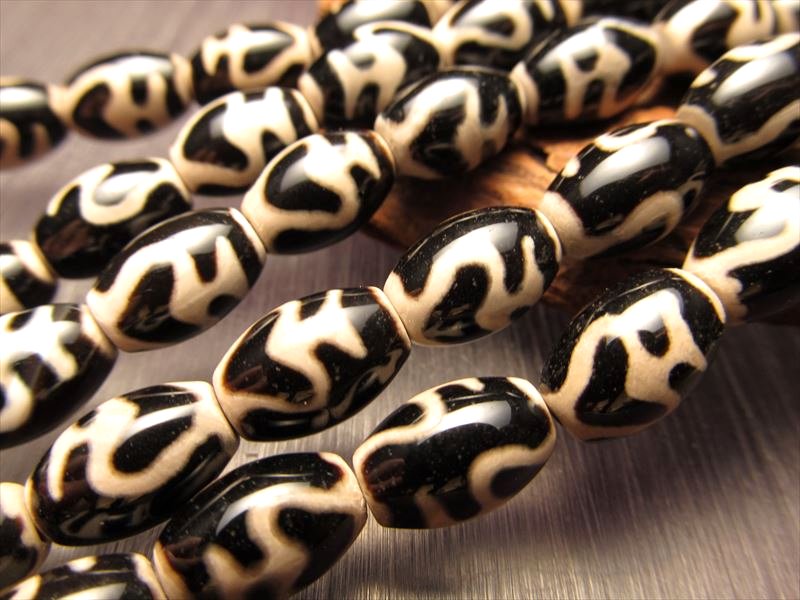 アゲート天珠連