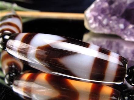 虎牙天珠 天珠 瑪瑙 チベット 厄除け 天珠型 ビーズ連 連材