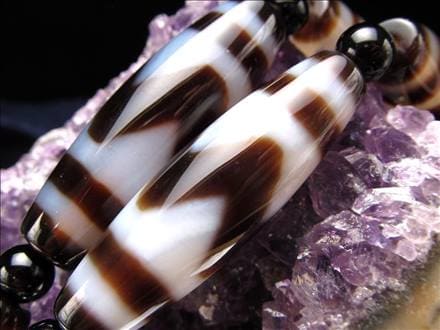 虎牙天珠 天珠 瑪瑙 チベット 厄除け 天珠型 ビーズ連 連材