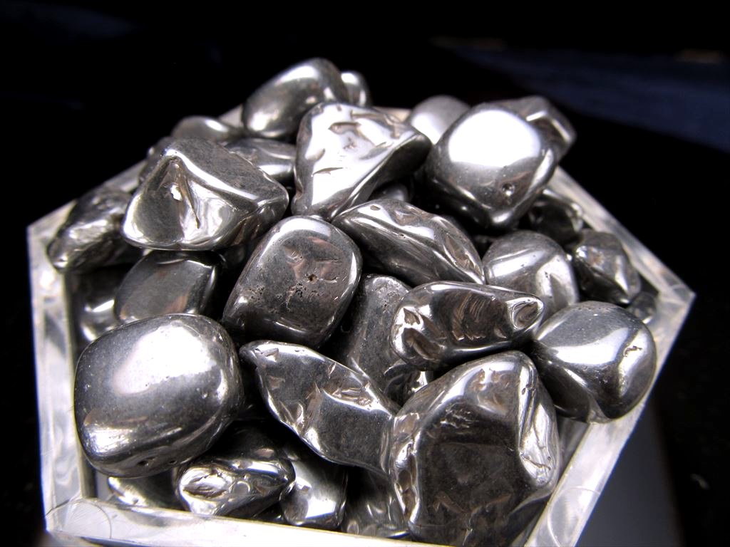 1円スタート！ テラヘルツ鉱石 高純度 さざれ サイズ：大[T859-14]