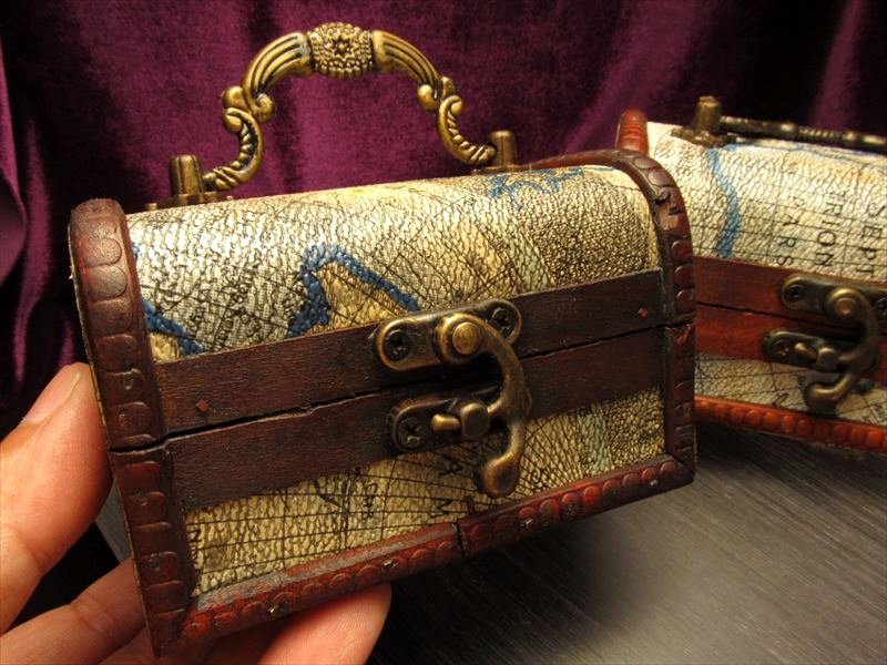 TREASUREBOX2-1