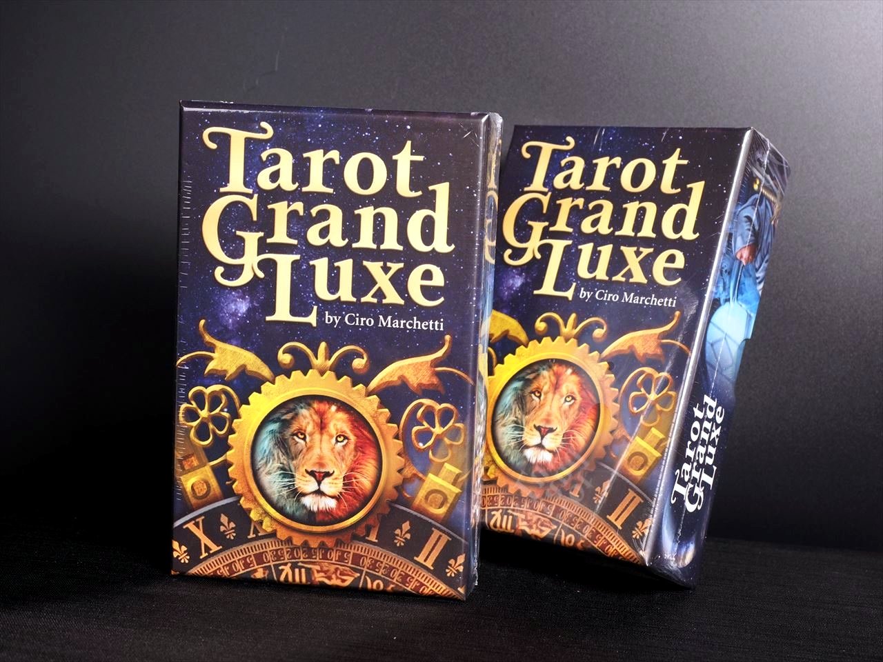 タロットカード 待望のタロットカード入荷 メーカーオリジナル英文小冊子付き 大人気スピリチュアルアイテム 正規輸入品 タロット グランド ラックス タイプj