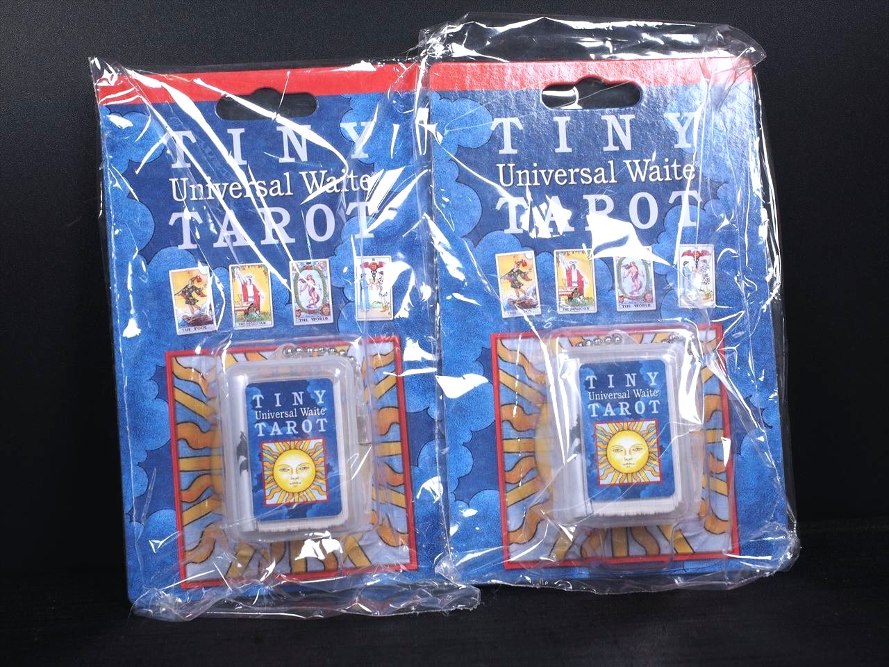 タロットカード 持ち運びに便利 コンパクトデザイン メーカーオリジナル英文小冊子付き 大人気スピリチュアル アイテム 正規輸入品 ボールチェーン付き コンパクトタロットカード