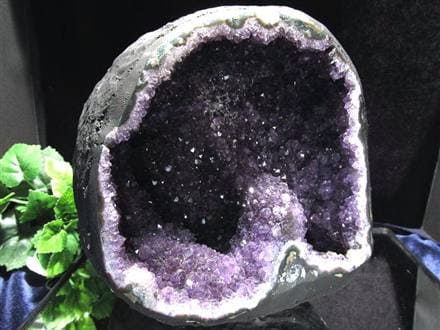 アメジストジオード アメジストドーム 紫水晶 晶洞 天然石