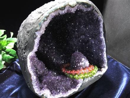 アメジストジオード アメジストドーム 紫水晶 晶洞 天然石
