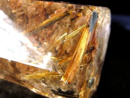 貫入 金針 ガーデン ルチル クォーツ 庭園針 水晶 ポリッシュ 原石