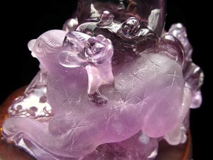 アメジスト 紫水晶 鹿 彫刻 置物