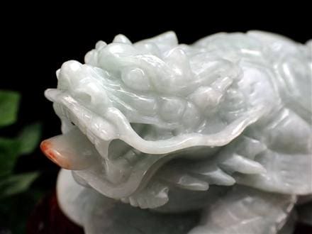 翡翠 ジェダイト 硬玉 龍亀 ロングイ 彫刻 置物