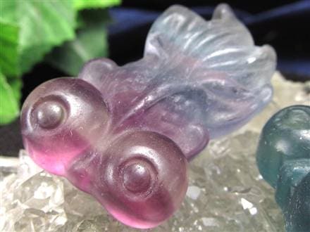 フローライト 蛍石 タンブル カービング 彫刻