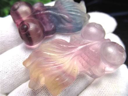 フローライト 蛍石 タンブル カービング 彫刻