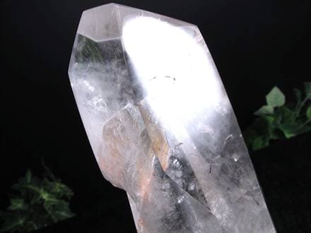 クォーツインクォーツ 貫入水晶 マニフェストクォーツ 天然石置物 ポリッシュポイント