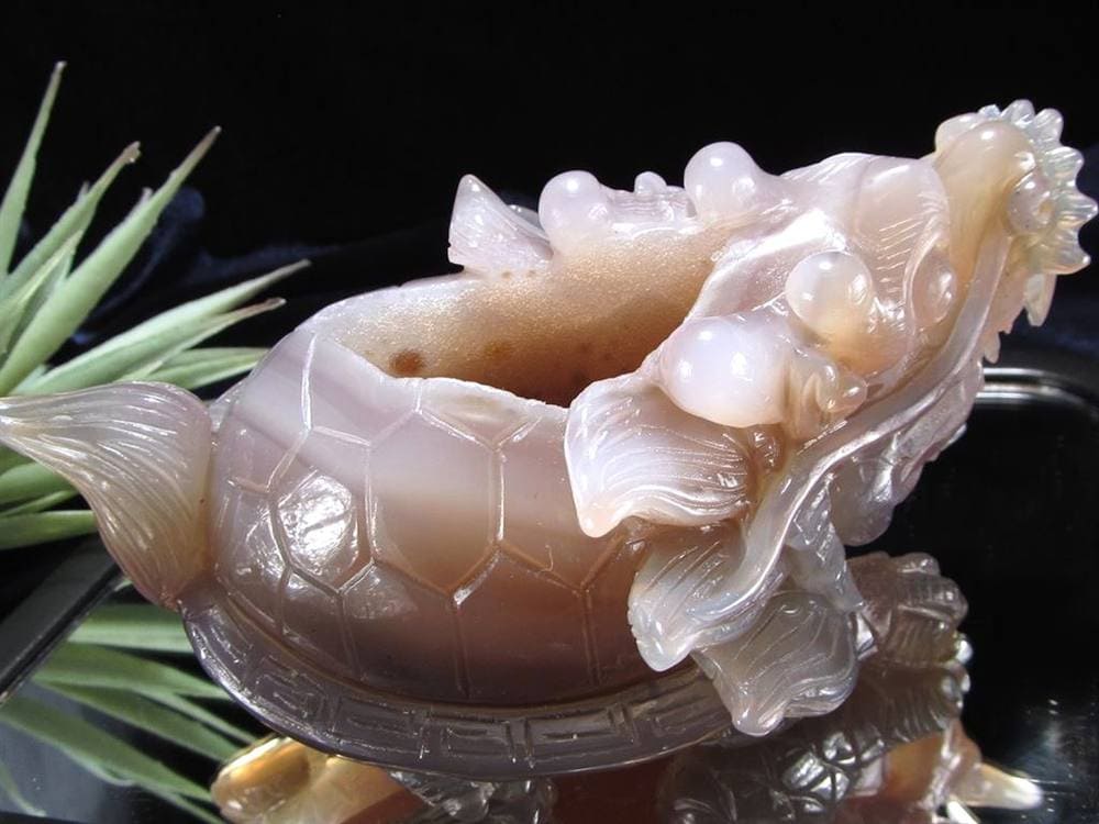 瑪瑙 メノウ めのう 龍穴アゲート トレジャー瑪瑙 龍亀 ロングイ 彫刻 置物