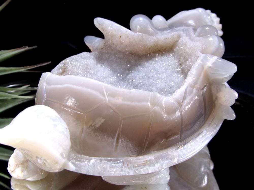 瑪瑙 メノウ めのう 龍穴アゲート トレジャー瑪瑙 龍亀 ロングイ 彫刻 置物