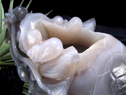 瑪瑙 メノウ めのう 龍穴アゲート トレジャー瑪瑙 龍亀 ロングイ 彫刻 置物