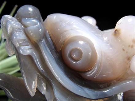 瑪瑙 メノウ めのう 龍穴アゲート トレジャー瑪瑙 龍亀 ロングイ 彫刻 置物