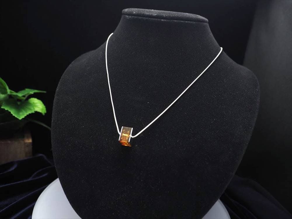 アンバー 琥珀 ペンダント ネックレス Silver925