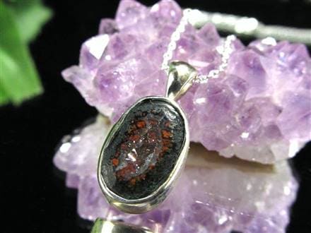 アゲート 瑪瑙 ジオード トレジャーメノウ 晶洞 ペンダントトップ