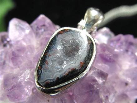 アゲート 瑪瑙 ジオード トレジャーメノウ 晶洞 ペンダントトップ