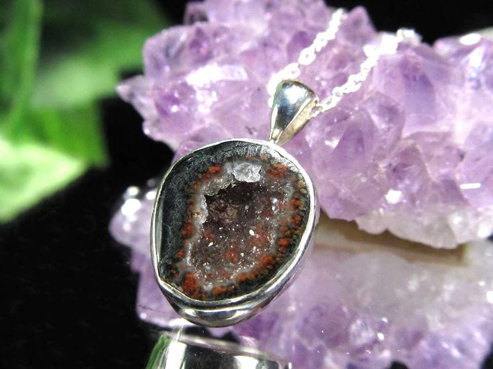 アゲート 瑪瑙 ジオード トレジャーメノウ 晶洞 ペンダントトップ