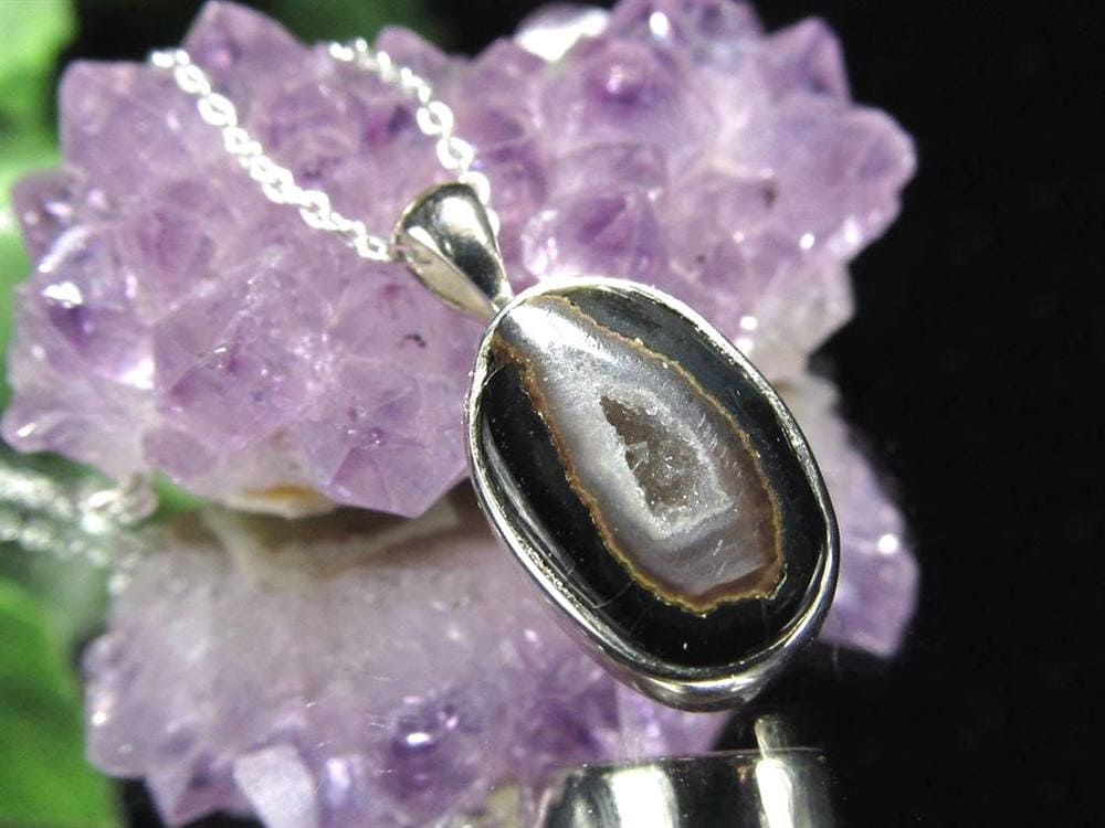 アゲート 瑪瑙 ジオード トレジャーメノウ 晶洞 ペンダントトップ