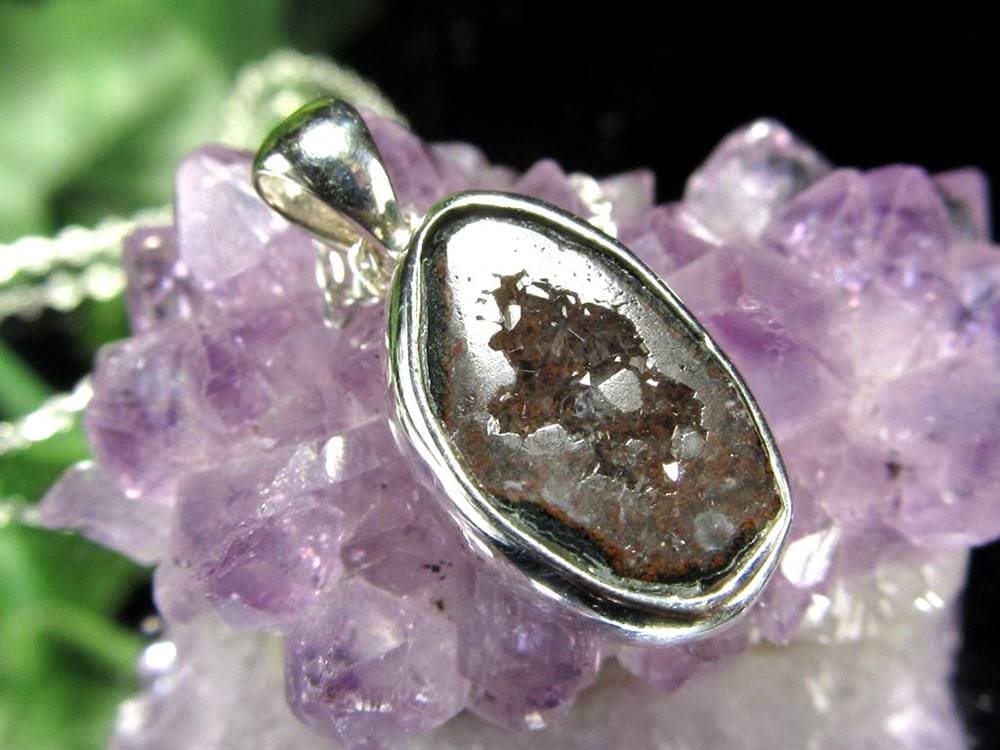 アゲート 瑪瑙 ジオード トレジャーメノウ 晶洞 ペンダントトップ